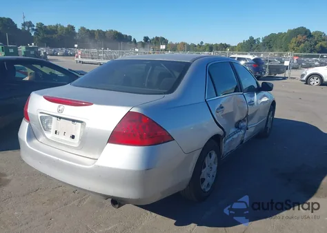 2006 Honda Accord 2.4 Lx z USA, uszkodzony, nr VIN JHMCM564X6C001865
